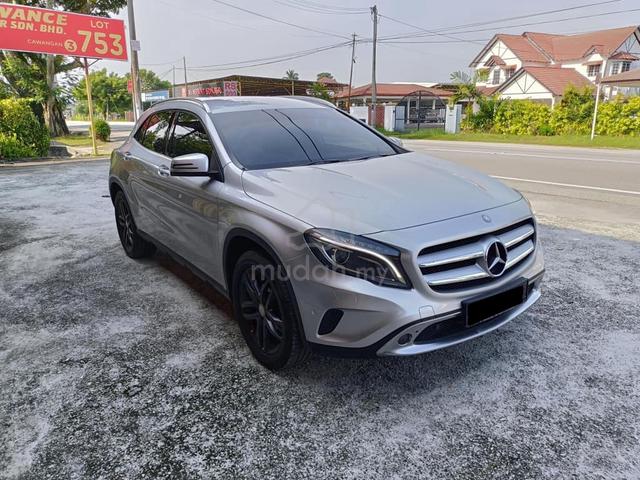 2014 Mercedes Benz GLA200 1.6 (LOAN KEDAI/BANK/CD) - 1