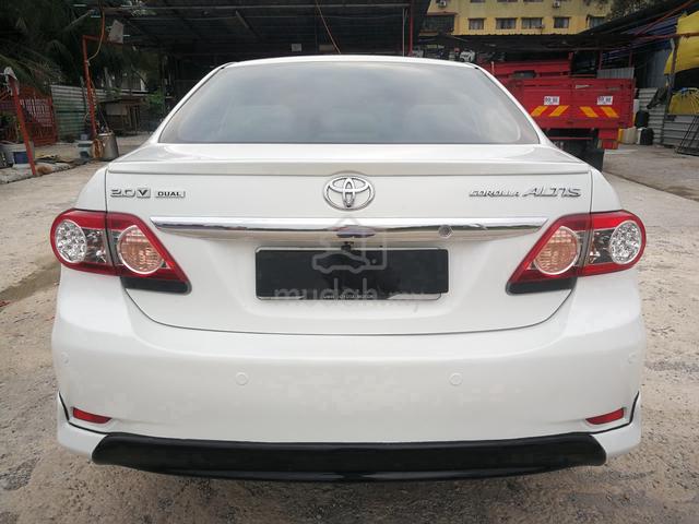 2010 Toyota COROLLA ALTIS 2.0 V (A) PADDLE SHIFT - 4