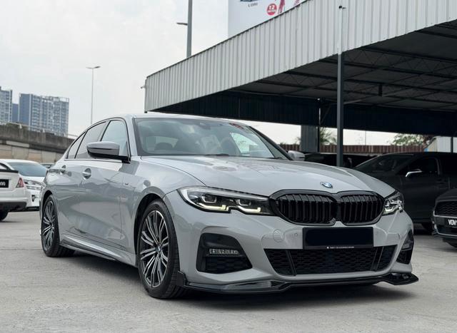 FULL SERVICE G20 2022 Bmw 330i 2.0L M SPORT (A) - 1
