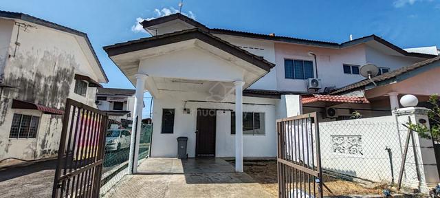 Paya Rumput Lotus Cheng 5 minutes Freehold Double Storey Terrace 1