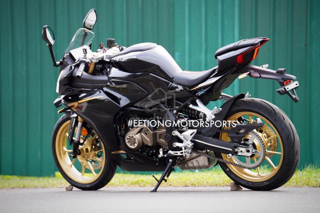 Carousel Image