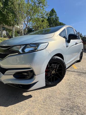 2018 Honda JAZZ 1.5 E (A)Boleh Loan Kedai - 2
