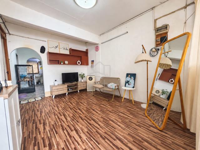 Flat Taman Ungku Tun Aminah 1