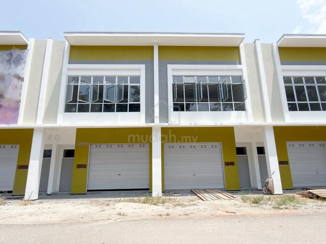 Facing Main Road Freehold High Rental Double Storey Shop Lot Cheng 1