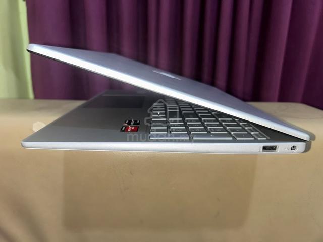 Laptop HP - photo 2 of 6