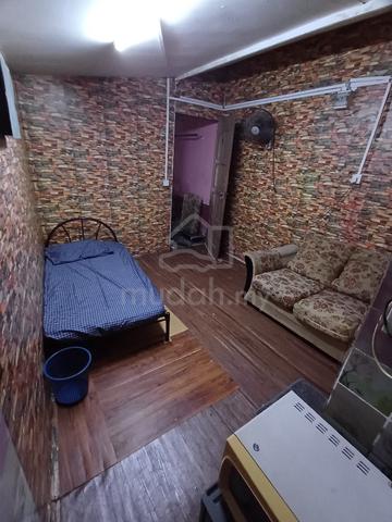 Studio Room Batu 6 Gombak 1