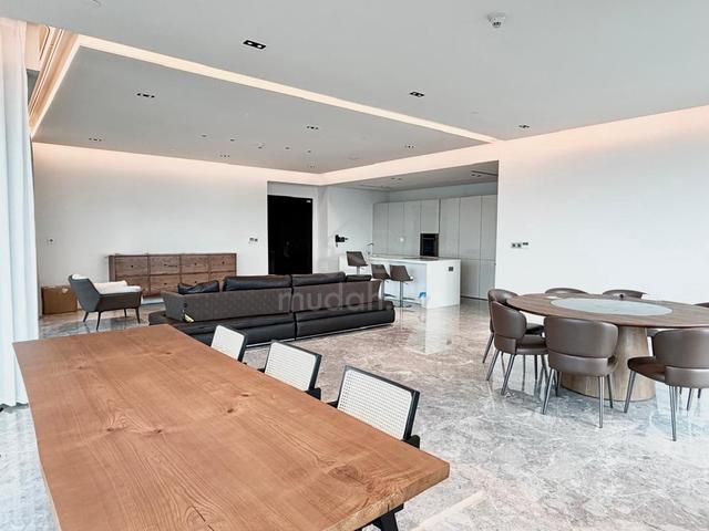 Four Seasons Place 1