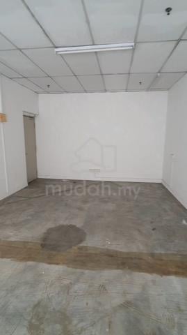 E-gate office lot Gelugor for rent 1