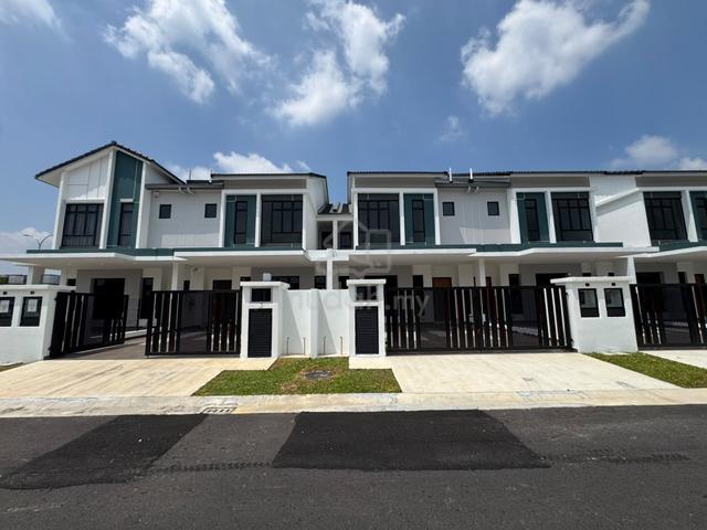 Impian Emas@Iconia Garden  Double Storey Terrace For Sales 1