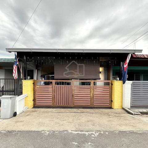Taman Universiti@ Skudai‼️ Single Storey ( Siap renovated) Harga murah 1