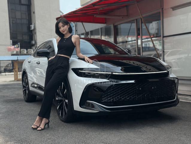RECON UNREG 2023 Toyota CROWN CROSSOVER RS - 1