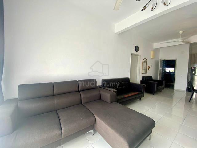 Residensi Adelia 2
