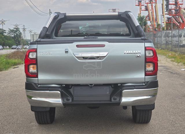 2021 Toyota Hilux V Dual Cab 2.4 A |  Full Loan - 5