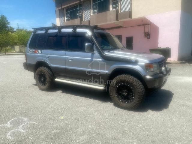 2001 Mitsubishi PAJERO 2.4 (M) - 1