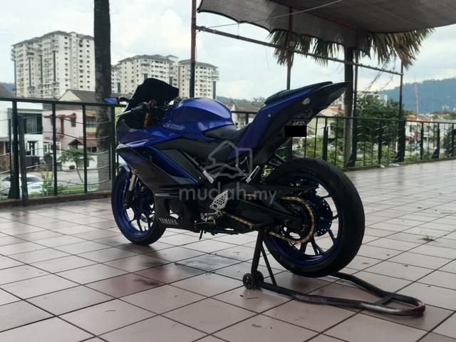 2020 Yamaha R25 V2 (Powerful Bike) Cash/Loan Boleh - photo 3 of 10