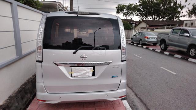 2013 Nissan SERENA 2.0 S-HYBRID HIGHWAY STAR - 4