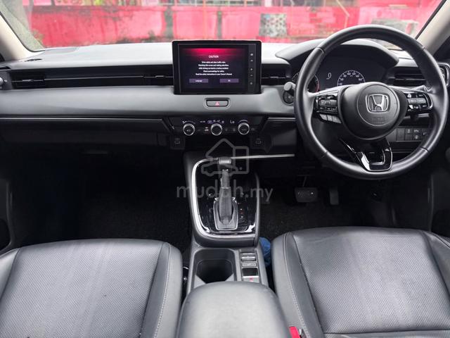 2024 Honda HR-V 1.5 TURBO V (TIP TOP CONDITION) - 3