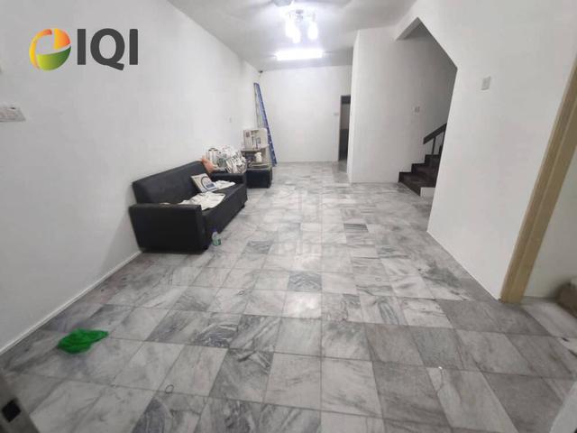 Newly Painted‼️2 Storey Terrace for Rent @ Tmn Permai Jaya,Kota Permai 1