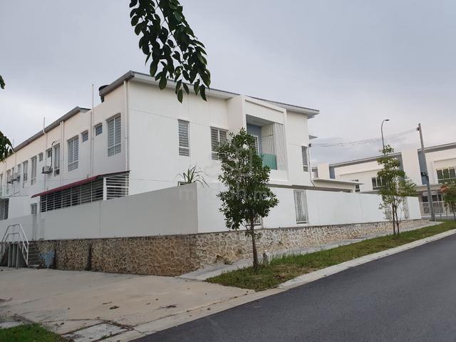 Negeri Sembilan Bandar Sri Sendayan 2-Storey Corner3840 House For Sale 1