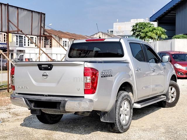 2016 Nissan Navara 2.5 V (A) 5-Years Warranty - 2