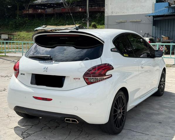 2017 Peugeot 208 1.6 GTi (M) - 5