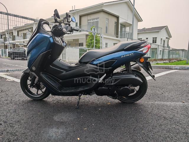 Yamaha NMAX V2 2023 like new Direct owner - photo 5 of 8