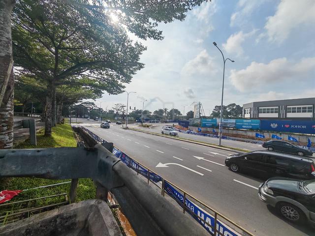 Pulai Duta Double Storey Shoplot Scientex Utama Taman Universiti 1
