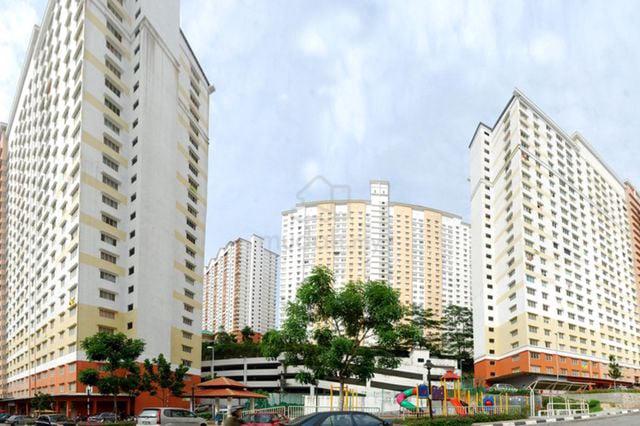 Flora Damansara 1