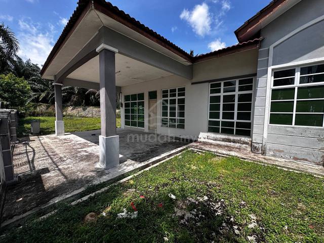 [FREEHOLD/ CORNERLOT] SINGLE STOREY SEMI-D  JASIN Melaka 1