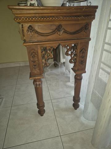 Carousel Image