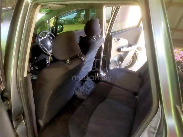 2010 Honda JAZZ 1.5 V (A) - 5