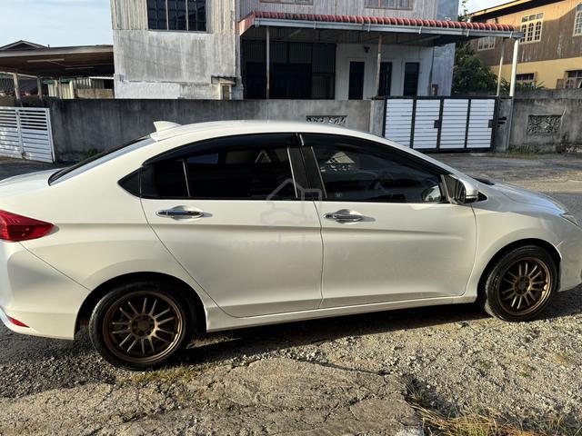 2015 Honda CITY 1.5 V (A) Direct owner Terengganu - 4