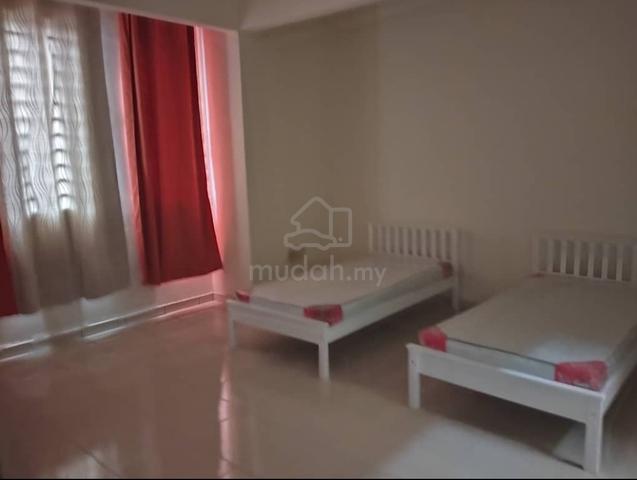 master bedroom to rent 1