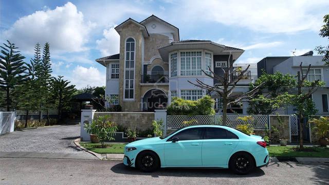 Renovated 2.5 Storey Bungalow Perdana Lakeview East @ Cyberjaya 1