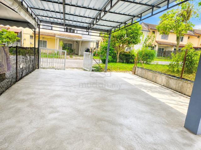 Bukit Sentosa Jalan Kemboja, 2 Storey Terrace Rawang, Selangor 1
