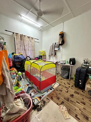 100% loan tmn damai jln merak kulai 1sty low cost corner cash out unit 5