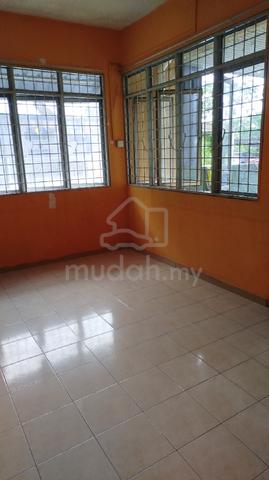 2  tingkat corner teras rumah 1
