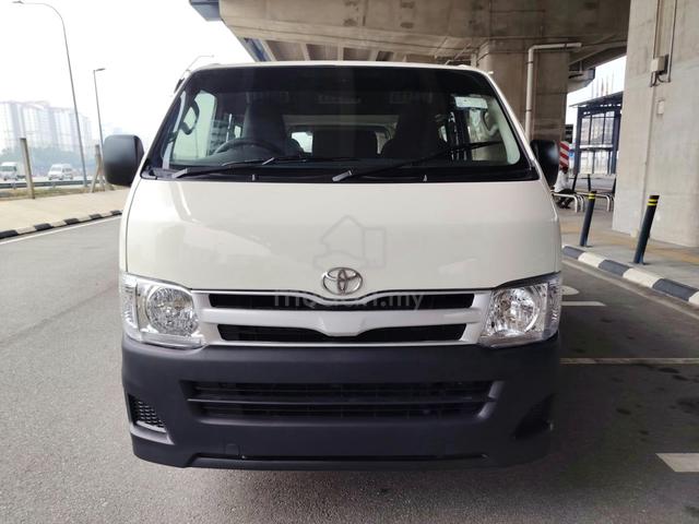 2012 Toyota HIACE 2.5 (M) Window Van 14seat - 2