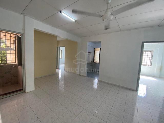 Sri Intan (Bandar Seri Alam) 1