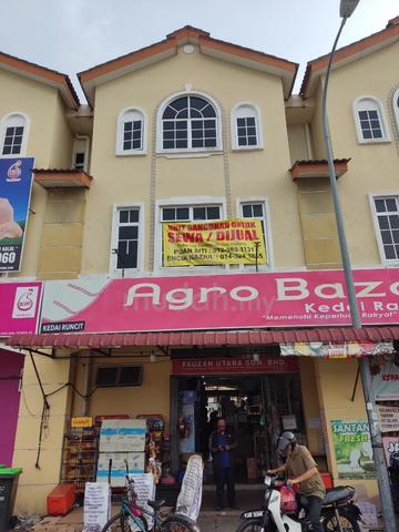 3-Storey Shop Office for Sale 1