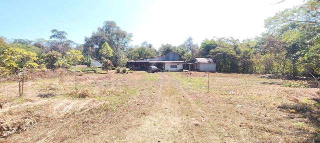 Tanah dan rumah untuk di jual 1
