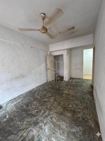 Shop Apartment Taman Perindustrian Tan Sri Yaacob 1