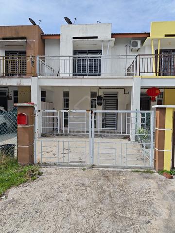 Taman Scientex Pasir Gudang / Jalan Murai / Dua Tingkat / MMHE 1