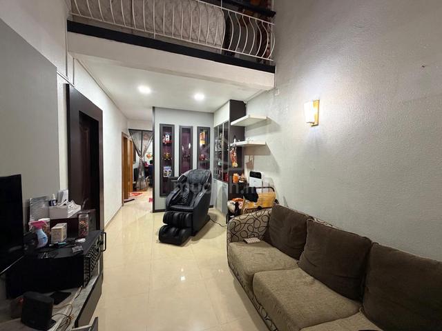 Jalan Molek 2, Taman Molek*LIMITED UNIT* 1