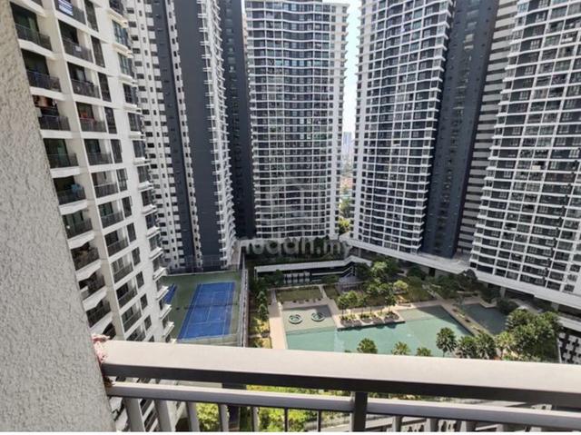 KL Traders Square Residences 1