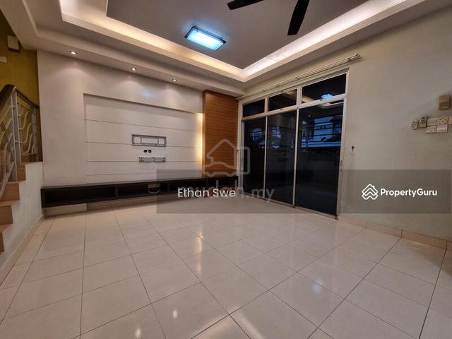 Freehold Double Storey End Lot Taman Tiara Putra Sungai Buloh 1