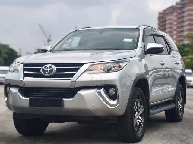 2018 Toyota FORTUNER 2.4 VRZ 4x4 6 SPEED TURBO - 2