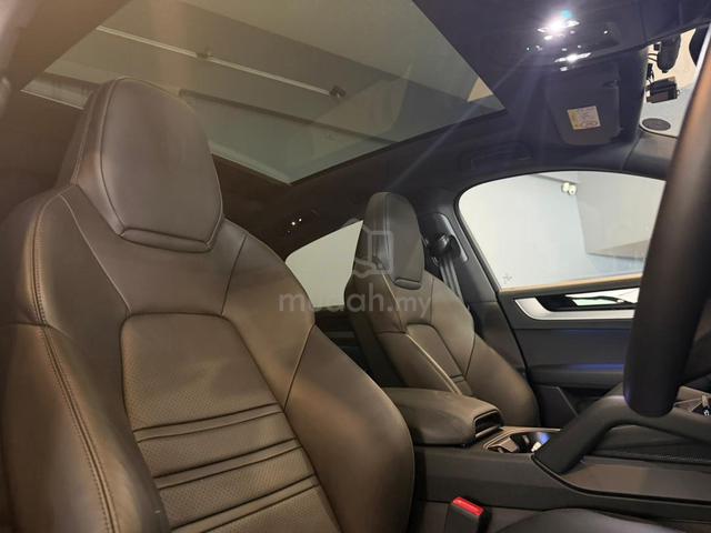 2025 Porsche Cayenne Coupe 3.0 - 5