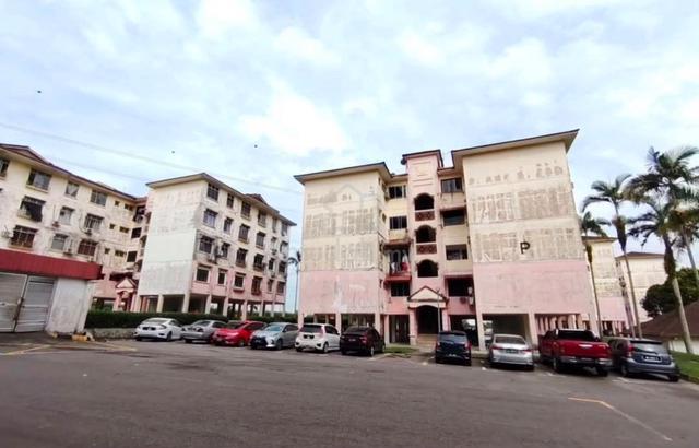 Apartment Ria 2 @ Taman Megah Ria Masai 1