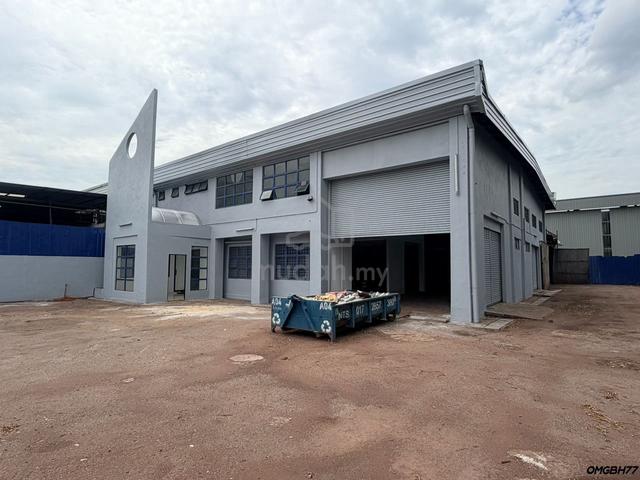 Aman Perdana 1.5 Storey Semi D Factory Good Condition Prime Location 1
